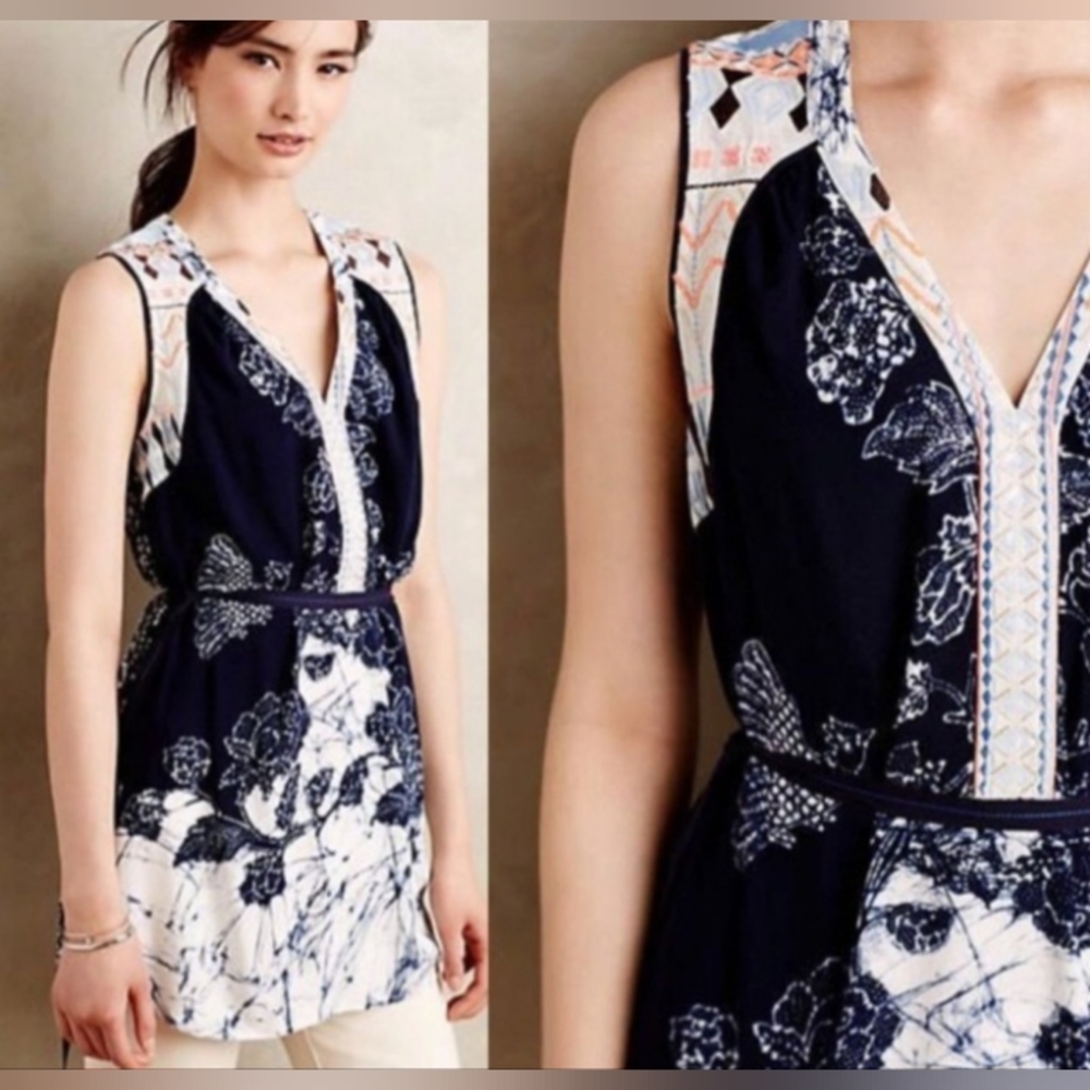 Anthropologie Navy and White Embroidered & Beaded Tank Size Small